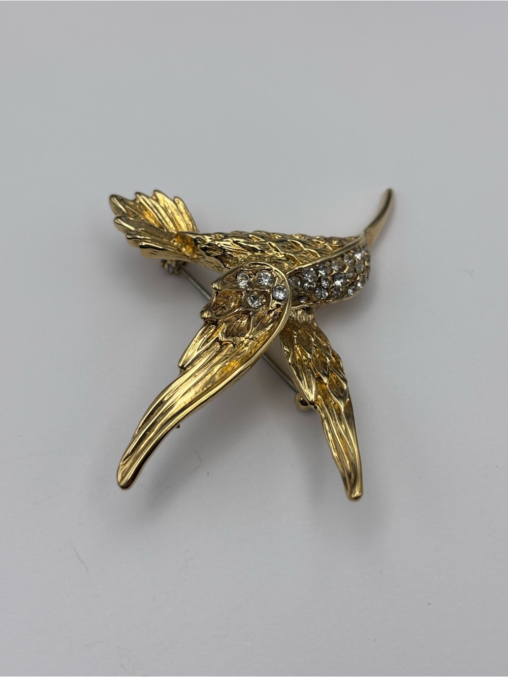 Vintage Gold Tone Rhinestone Hummingbird Brooch - Picture 4 of 12